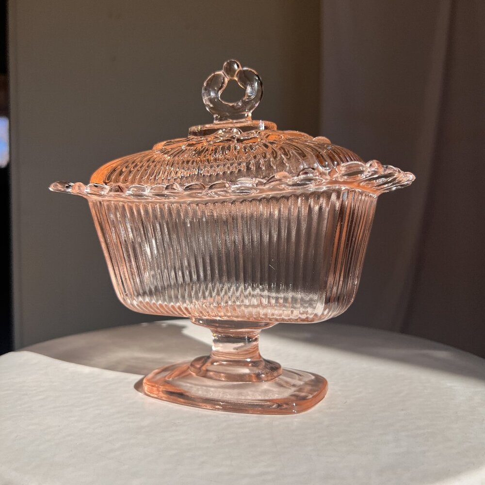 Vintage Pink Depression Glass Candy Dish Scalloped edge & Delicate Ornate Lid